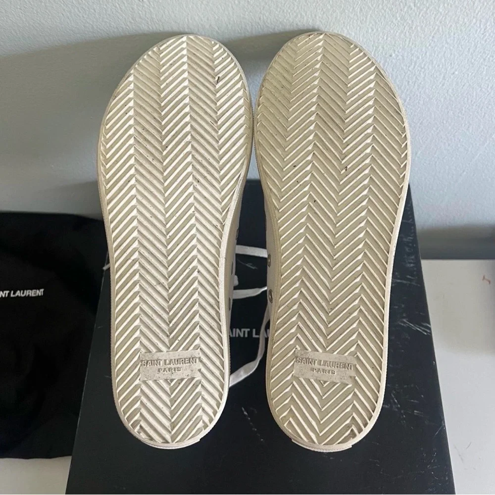 Saint Laurent Black and White High-Top Sneakers - Picture 2 of 4